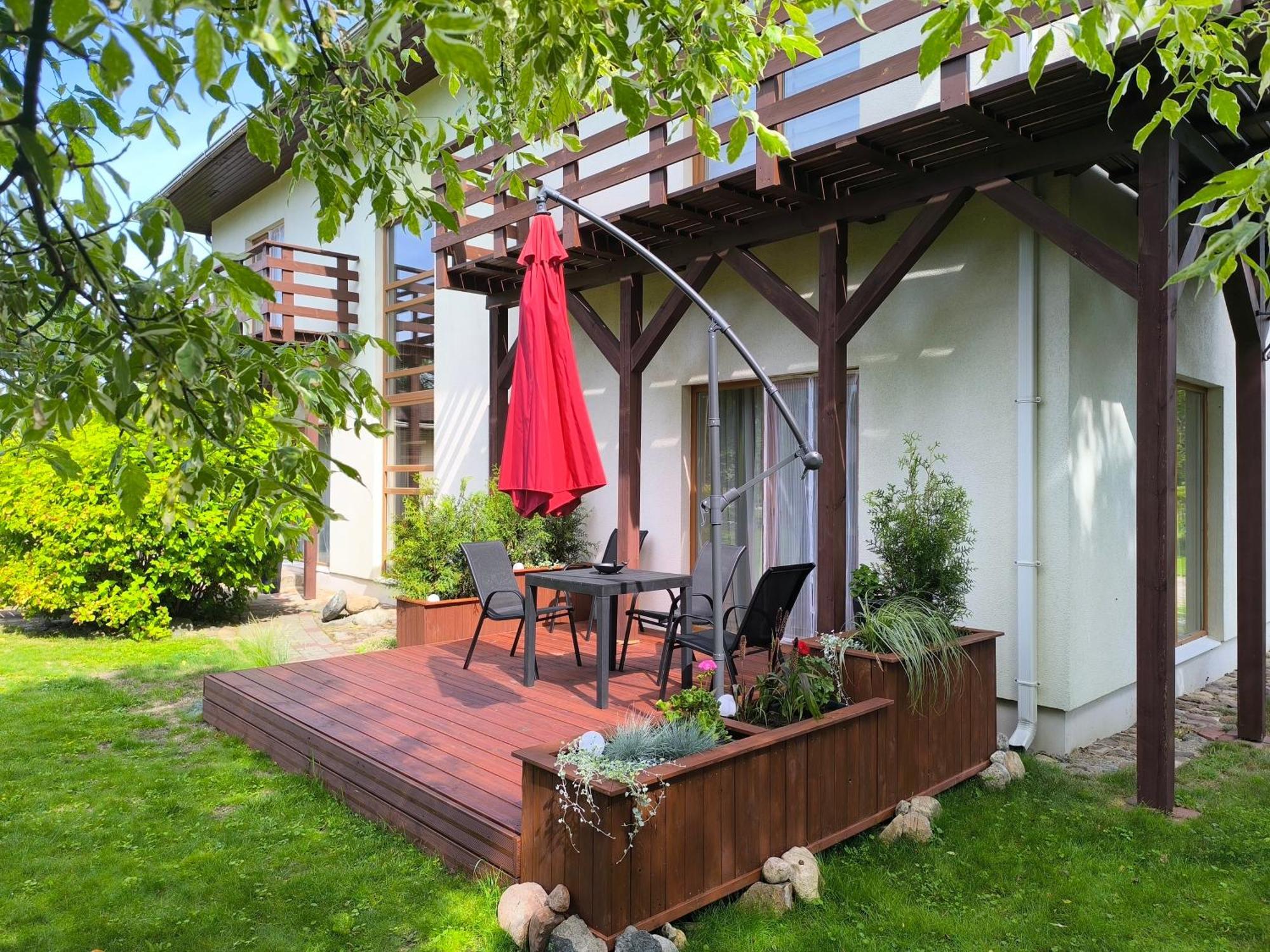 Flip-flops With Free Parking Apartament