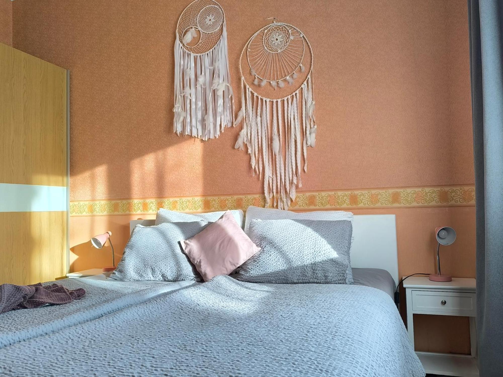 Flip-flops With Free Parking Apartment Jurmala